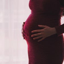 Το μητρικό άγχος κατά την εγκυμοσύνη αυξάνει τα υπερκινητικά συμπτώματα του παιδιού
